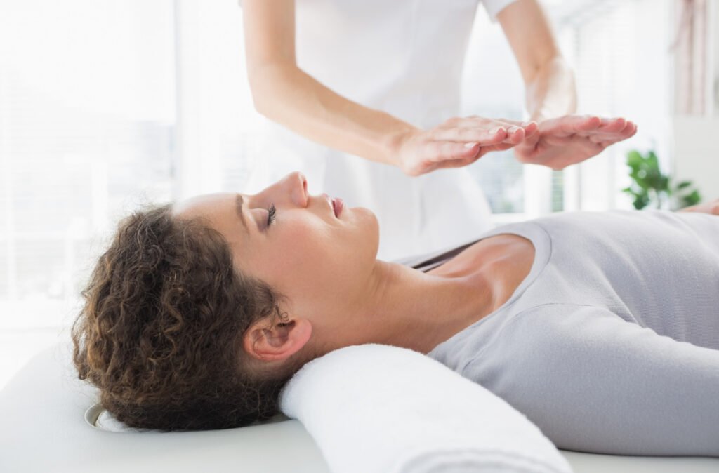 Woman getting reiki wellness treatment in Fairfax, VA 